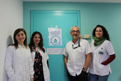 Foto de família de l’equip del Santa Maria contra les síndromes de sensibilització central.