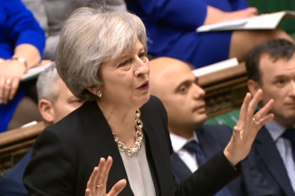 La primera ministra británica, Theresa May, ayer, durante su intervención en el Parlamento británico.