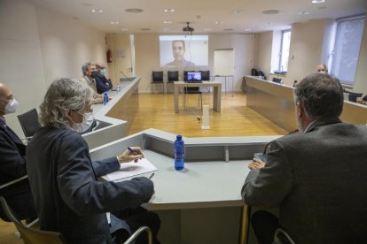 La reunió entre consell i Govern va ser presencial i telemàtica.