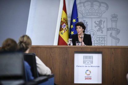 La portavoz en funciones del Gobierno central, Isabel Celaá, no descartó ayer un pacto con Podemos.