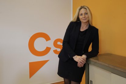 MariMaria Burrel: «Els plans educatius han de centralitzar-se. L'escola catalana adoctrina»a Burrel: «Els plans educatius han de centralitzar-se. L'escola catalana adoctrina»