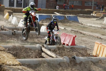 L’organització va muntar diferents zones en un camp de futbol annex al del Juneda.