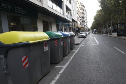 Reposició de contenidors a Ferran