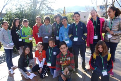 Un grup d’alumnes dels que van participar en la trobada.