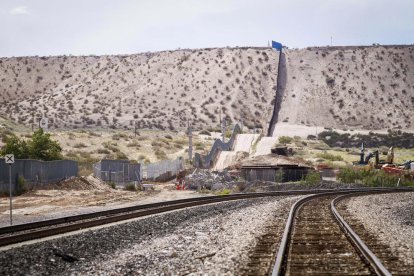 La Casa Blanca anunció ayer que Trump viajará mañana a Texas para visitar obras del muro con México.