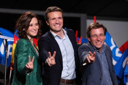 Isabel Díaz Ayuso, Pablo Casado y José Luis Martínez-Almeida.