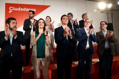 Albert Rivera con los miembros de la Ejecutiva de Cs.