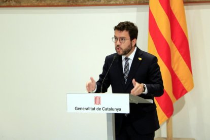 El presidente de la Generalitat, Pere Aragonès, en rueda de prensa en la Sala Torres Garcia de Palau.