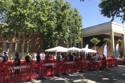 Pugen els ingressos per Covid a Lleida però baixen lleugerament els indicadors