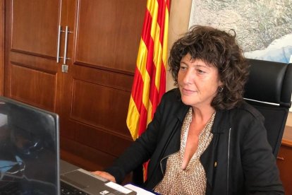 La consellera Teresa Jordà, al explicar ayer los diez proyectos de transformación y sostenibilidad