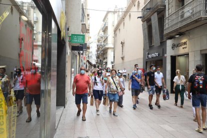 El Eix Comercial de Lleida es una de las principales zonas de tiendas en Ponent.