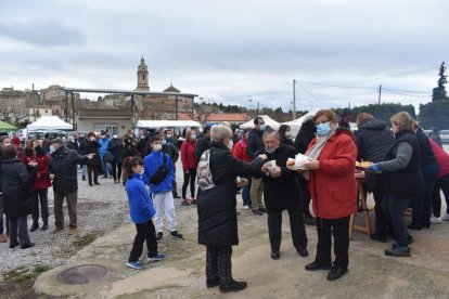 El programa de actos de la Fira de L’Espluga Calba comenzó con un almuerzo popular.