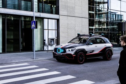 Està basat en el nou Mercedes Benz GLE.