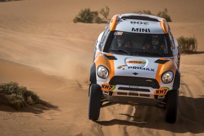 Nasser al-Attiyah acaricia el títol i Laia Sanz és dotzena