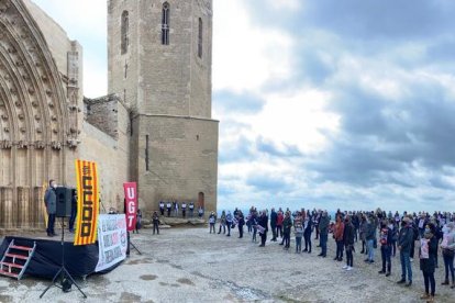 Los sindicatos reclamaron el 1 de mayo en Lleida que los trabajadores no paguen la crisis económica.