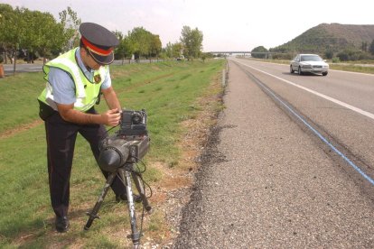 Imagen de un control de velocidad de los Mossos d’Esquadra en Lleida. 