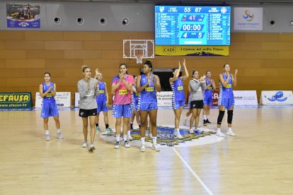 Les jugadores del Cadí després de l’amistós de dimecres al Palau amb el Tolosa francès.