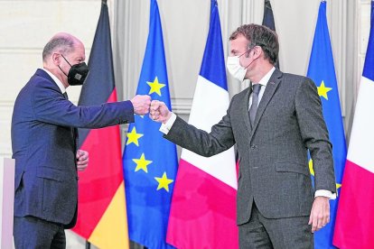 Los líderes de Alemania y Francia, en su reunión de ayer.