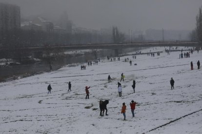 Imatge d'arxiu d'una nevada a Lleida.