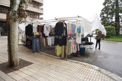 Una de les parades del mercat de Balaguer.