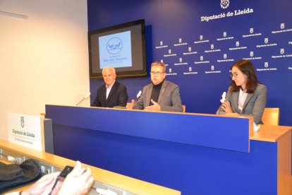 Antoni Fo, Joan Talarn y Blanca Salinas en la presentación.