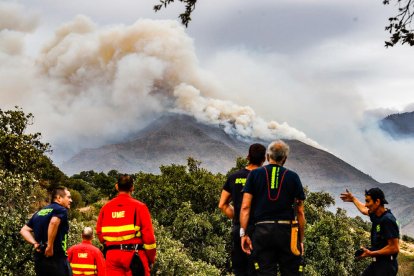 El foc avança a Màlaga amb 7.800 ha calcinades, a l'espera de pluges