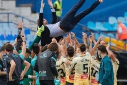 El Espanyol celebrando el ascenso.