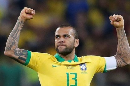 Dani Alves, de nou a Barcelona.