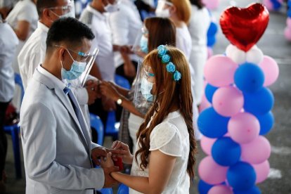 Boda civil masiva coincidiendo con Sant Valentí