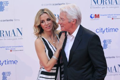 L'actor nord-americà Richard Gere i la seua dona, Alejandra Silva.