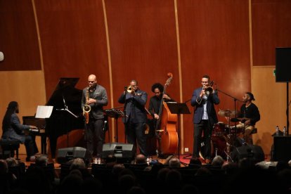 The Black Art Jazz Collective va omplir ahir de música l’auditori del Rectorat de la UdL, en el marc del festival Jazz Tardor de Lleida.