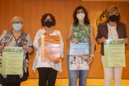 Robert, Pijuan, Alba Pijuan i Moix, en la presentació dels actes.