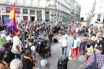 Concentració a la Puerta del Sol per commemorar el desè aniversari del 15-M, ahir.