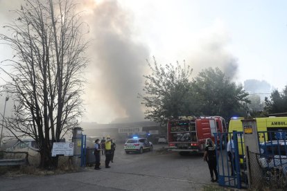 En el dispositivo participaron Bomberos, Mossos d’Esquadra, Guardia Urbana y SEM. 