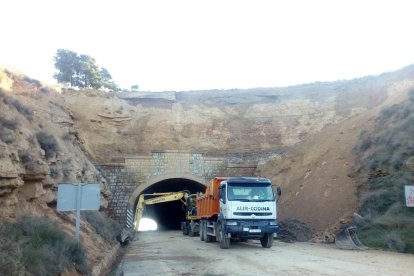 Las obras que se hicieron en el puente en febrero del pasado año.