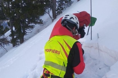 Test d’estabilitat de la neu a Artiga de Lin.