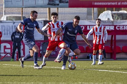 Una imatge del partit de la primera volta entre l’Atlètic Lleida i el Martorell.