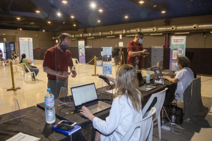 Imagen del punto de vacunación en el Espai MerCAT de Tàrrega