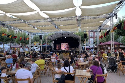 La plaça Mercadal acull el mercat medieval del certamen.