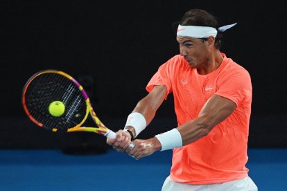 Nadal ganó los dos primeros sets pero no logró cerrar el partido.