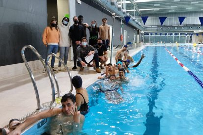 El curso de natación finalizó ayer en el gimnasio Trèvol.