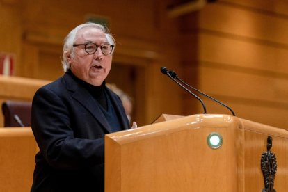 El hasta ahora ministro de Universidades, Manuel Castells, en una comparecencia en el Senado.