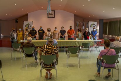 La asamblea de socios de Orvepard, con Joan Torné en el centro. 