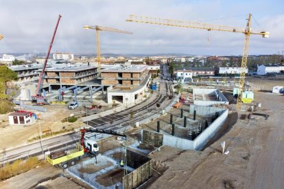 El ritme de creixement de la població ja és superior al de construcció d’habitatges, encara que aquest també és elevat.