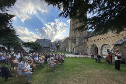 Més de 150 persones van assistir al segon concert del festival Romanic Musicau.