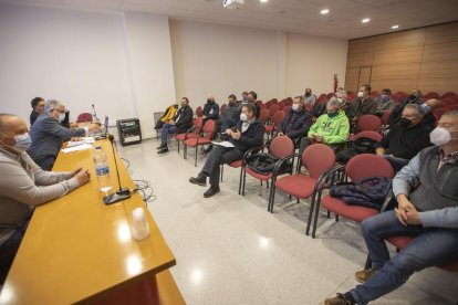 L’assemblea de la comunitat de regants celebrada ahir.