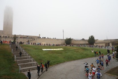 La Pujada a la Seu se volvió a celebrar tras el parón del año pasado por la pandemia, con 400 inscritos en la carrera y 200 en la caminata.