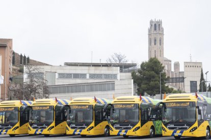 La ciutat de Lleida disposa d’alguns autobusos híbrids.