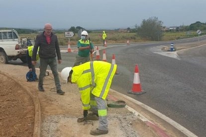 Los trabajos que se están llevando a cabo en la glorieta.