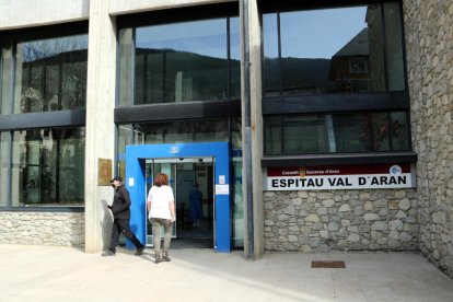 Imagen de archivo de la entrada del hospital de Vielha.